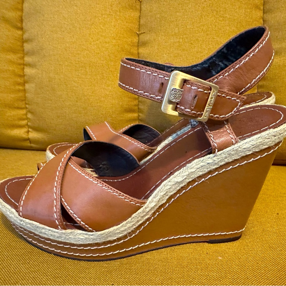 Vince Camuto Sandals Weges Lather 8M